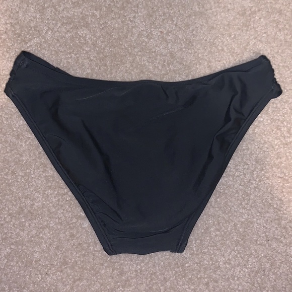 Size Small Bikini Set - Picture 3 of 3